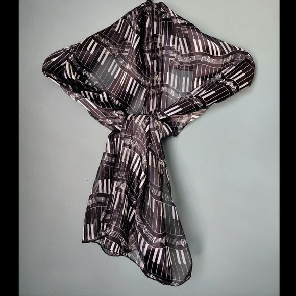 Lightweight Musical Piano Scarf - Picture 1 of 9